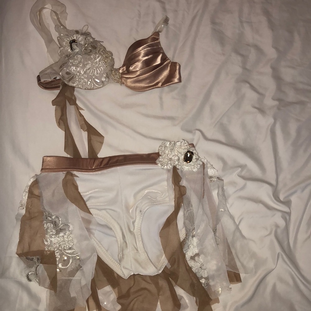 CUSTOM MADE LYRICAL COUSTUME